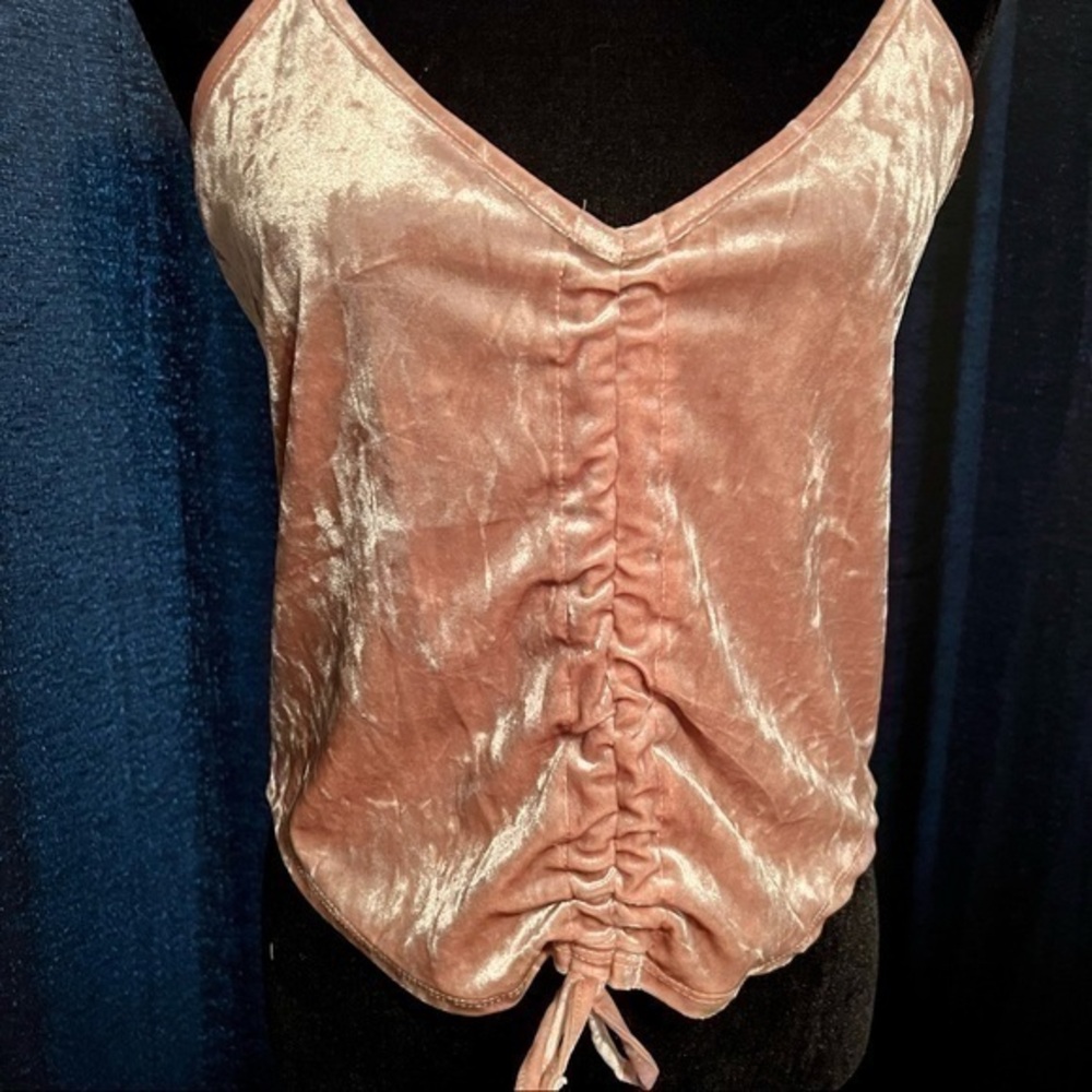 💚 Juniors size medium brand new with tags Hippie Rose velvet tank